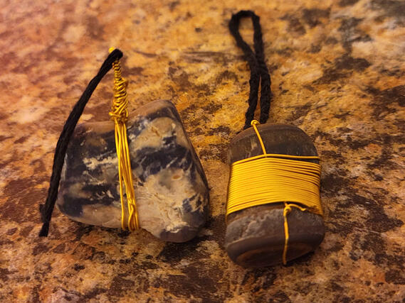 Wire-wrapped rocks